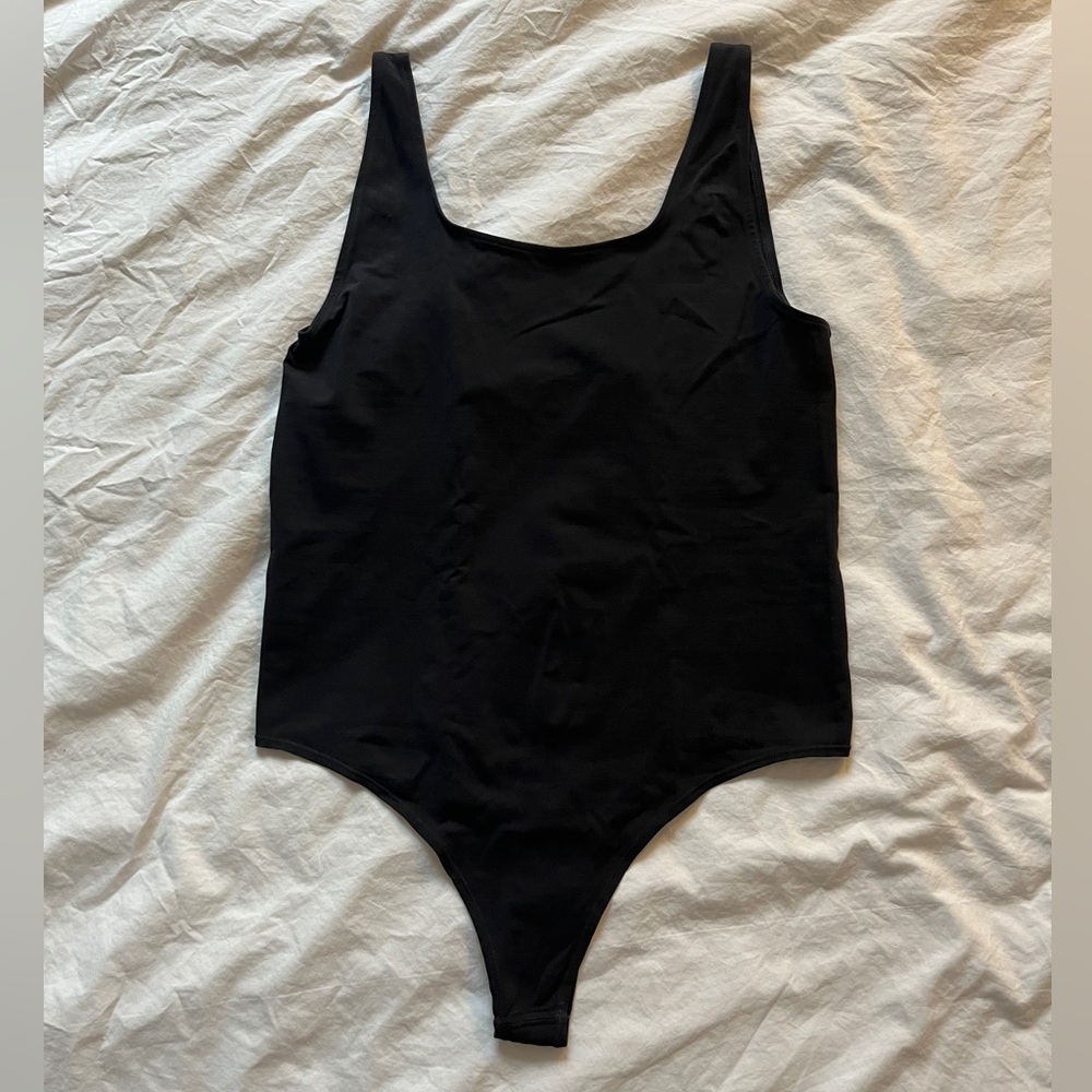 NWOT Skims Soft Smoothing Thong Bodysuit